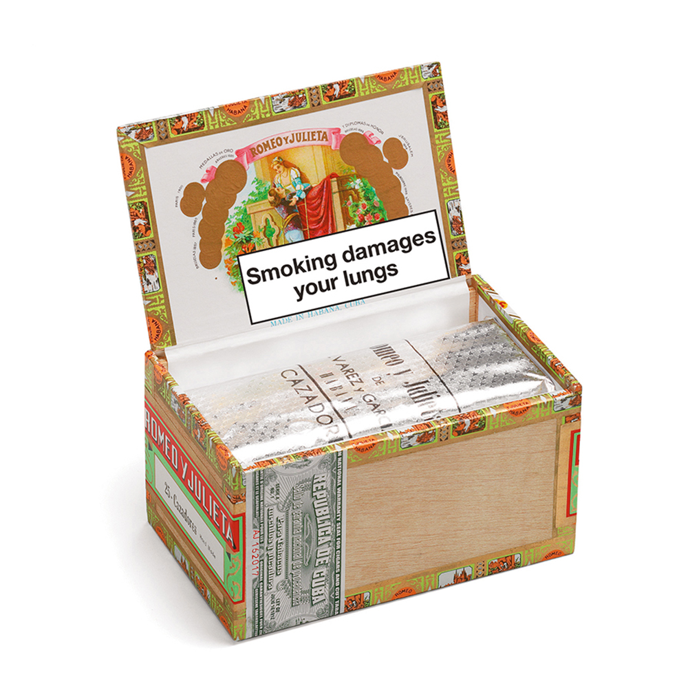 Romeo y Julieta Cazadores Cigar - Cabinet of 25